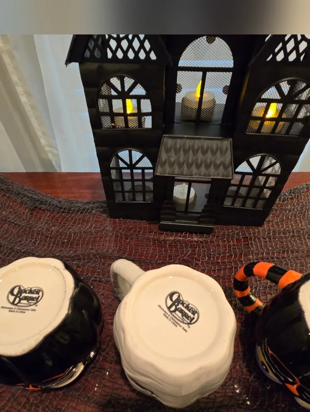 Cracker Barrel Halloween Mugs black cats and mummy